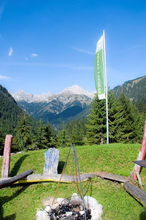 Отель Reiterhof Berggut Gaicht Нессельвенгле Экстерьер фото